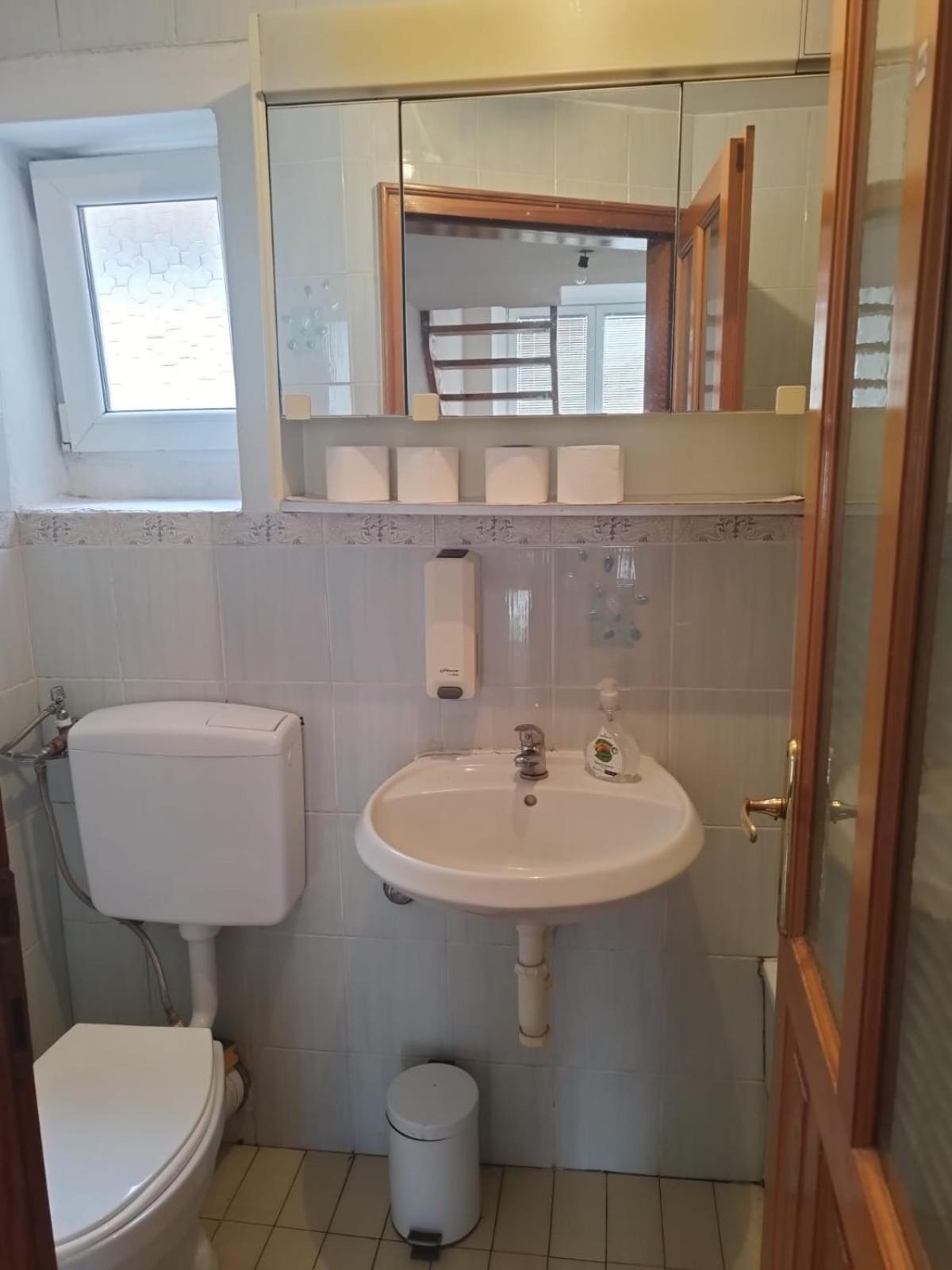 סראייבו Budget Rooms Vratnik - Amazing Views מראה חיצוני תמונה