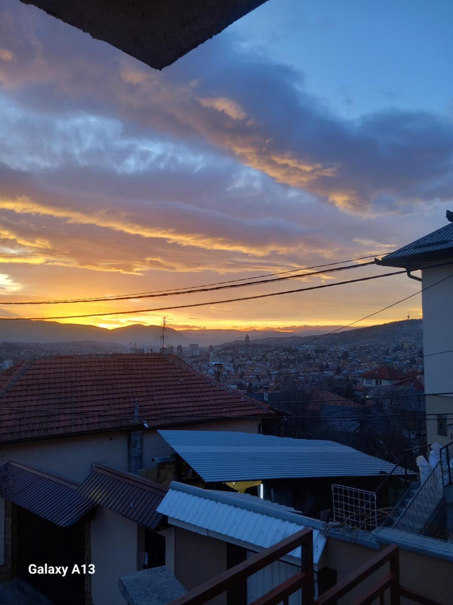 סראייבו Budget Rooms Vratnik - Amazing Views מראה חיצוני תמונה